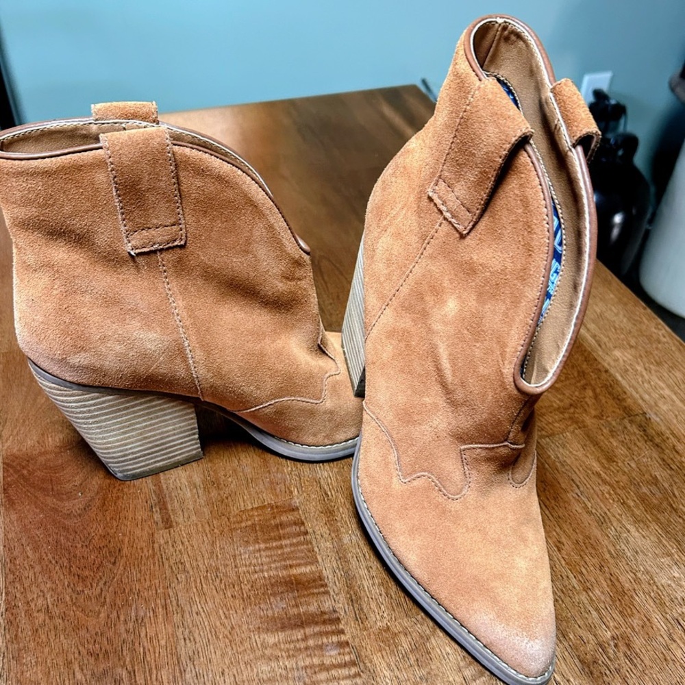Dingo Flannie DI-342 Womens Brown Suede Slip On Ankle & Booties Boots Size 11